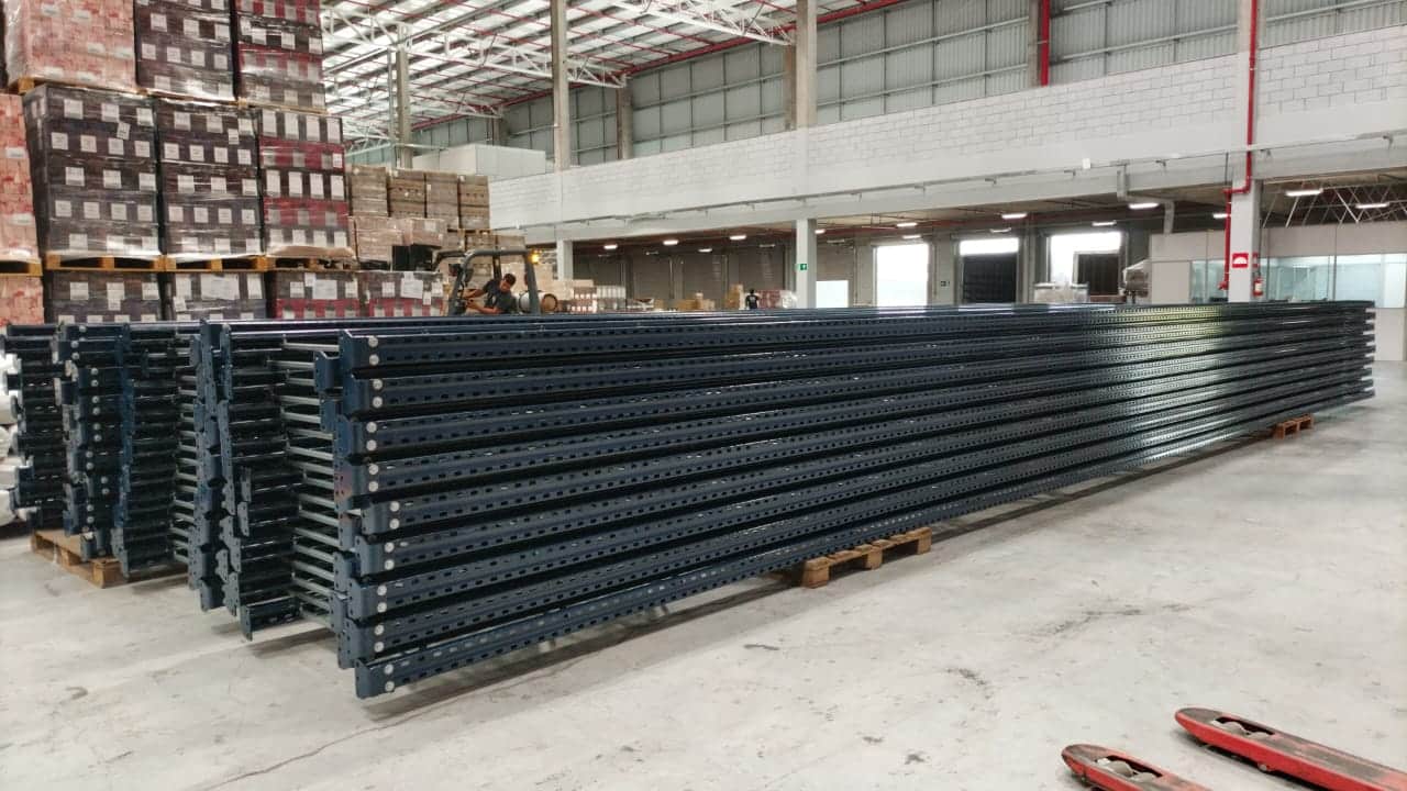 1000663104 montador de porta paletes em goiânia